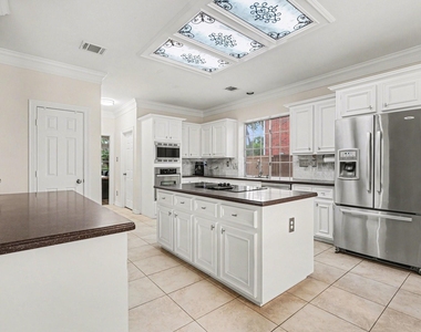 2515 Masters Drive - Photo Thumbnail 11