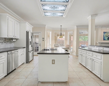 2515 Masters Drive - Photo Thumbnail 15