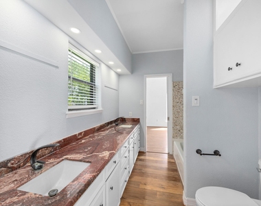 5230 Meadow Forest Lane - Photo Thumbnail 45