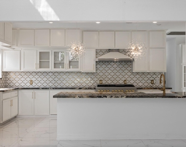 5230 Meadow Forest Lane - Photo Thumbnail 19