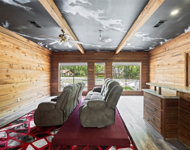 5230 Meadow Forest Lane - Photo Thumbnail 29