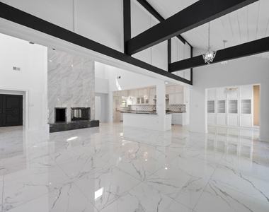 5230 Meadow Forest Lane - Photo Thumbnail 27