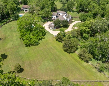 5230 Meadow Forest Lane - Photo Thumbnail 49