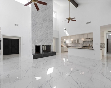 5230 Meadow Forest Lane - Photo Thumbnail 8