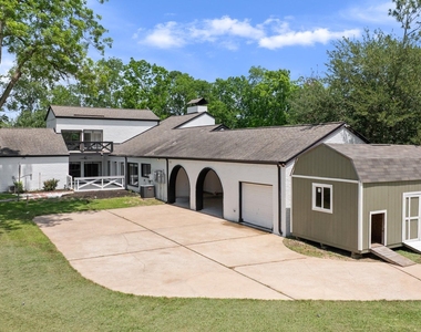 5230 Meadow Forest Lane - Photo Thumbnail 5