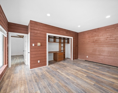 5230 Meadow Forest Lane - Photo Thumbnail 33
