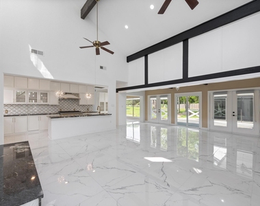 5230 Meadow Forest Lane - Photo Thumbnail 16