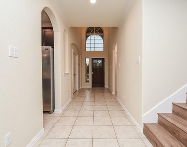 18618 Weeping Spring Drive - Photo Thumbnail 4