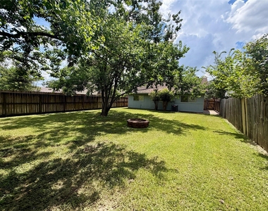 12618 Ridgelow Lane - Photo Thumbnail 13