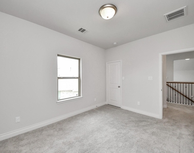 4218 Bald Cypress Court - Photo Thumbnail 22
