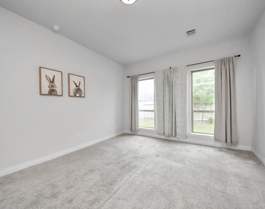 4218 Bald Cypress Court - Photo Thumbnail 13