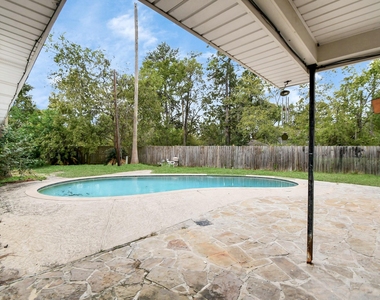 17903 Nanes Drive - Photo Thumbnail 6