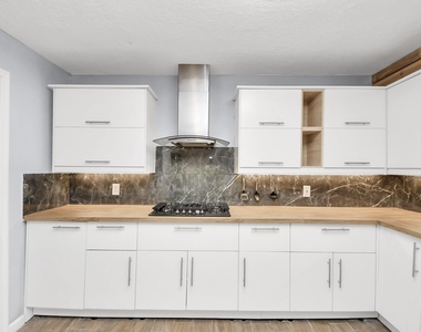 17903 Nanes Drive - Photo Thumbnail 27