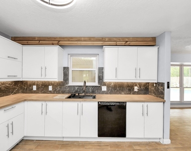 17903 Nanes Drive - Photo Thumbnail 26