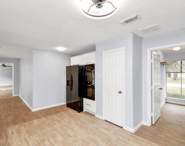 17903 Nanes Drive - Photo Thumbnail 29