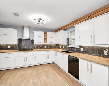 17903 Nanes Drive - Photo Thumbnail 25