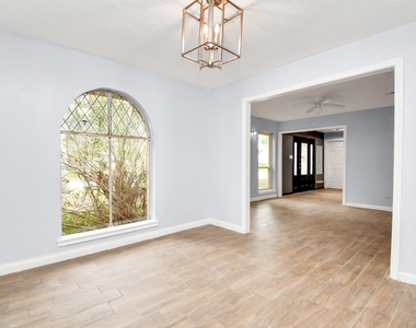 17903 Nanes Drive - Photo Thumbnail 15