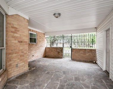 17903 Nanes Drive - Photo Thumbnail 9