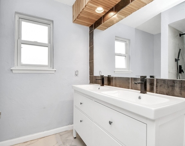 17903 Nanes Drive - Photo Thumbnail 44