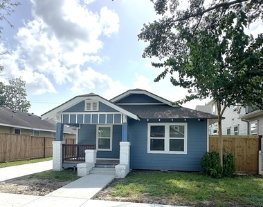 1209 Cordell Street - Photo Thumbnail 20