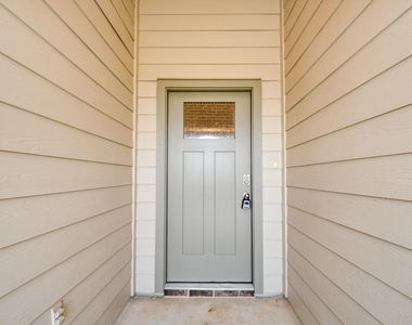 30406 Canterbury Fields Drive - Photo Thumbnail 6
