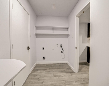 3918 Cypressdale Drive - Photo Thumbnail 22