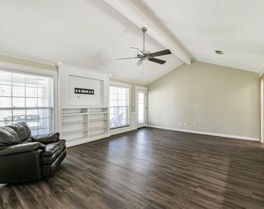 23227 Briarcreek Boulevard - Photo Thumbnail 14