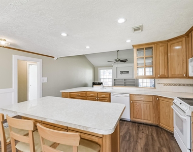 23227 Briarcreek Boulevard - Photo Thumbnail 6
