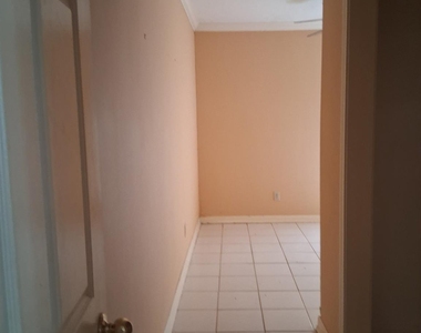 12323 W Bellfort Street - Photo Thumbnail 13
