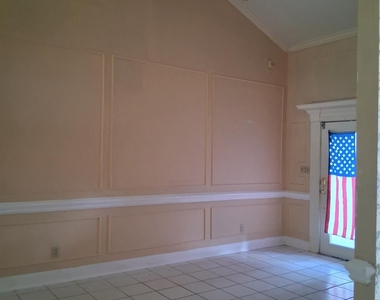 12323 W Bellfort Street - Photo Thumbnail 8