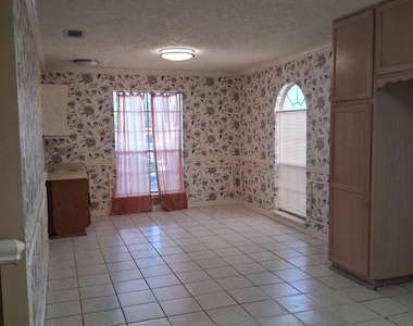 12323 W Bellfort Street - Photo Thumbnail 11