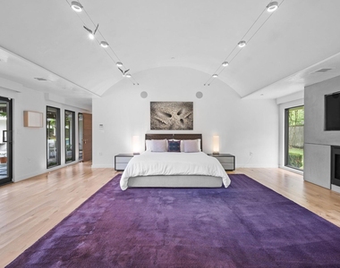 10 Inwood Oaks Drive - Photo Thumbnail 23