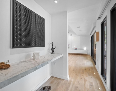 10 Inwood Oaks Drive - Photo Thumbnail 22