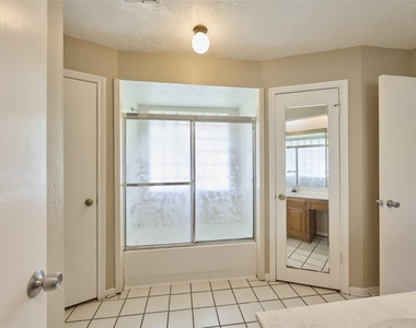 23311 Grand Rapids Lane - Photo Thumbnail 19