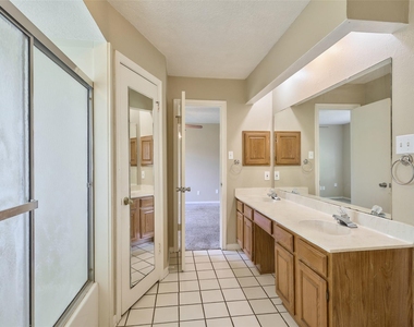23311 Grand Rapids Lane - Photo Thumbnail 20