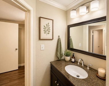17202 Imperial Valley Drive - Photo Thumbnail 8