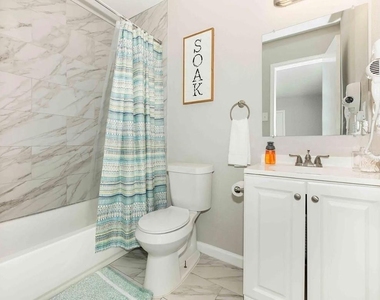 1407 E 35th Street - Photo Thumbnail 17