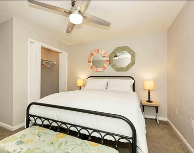 1407 E 35th Street - Photo Thumbnail 18