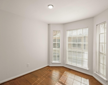 3231 Allen Parkway - Photo Thumbnail 5