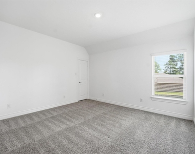 14130 Aspen Woods Court - Photo Thumbnail 21