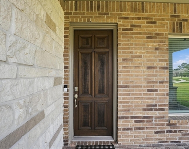 14130 Aspen Woods Court - Photo Thumbnail 2