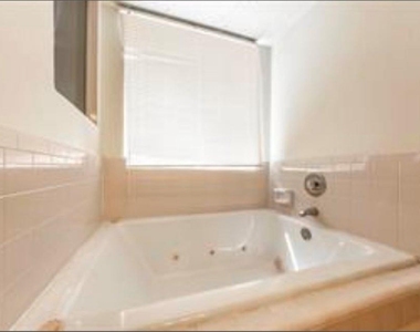 14303 Oak Chase Drive - Photo Thumbnail 15