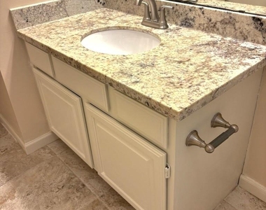 14303 Oak Chase Drive - Photo Thumbnail 16