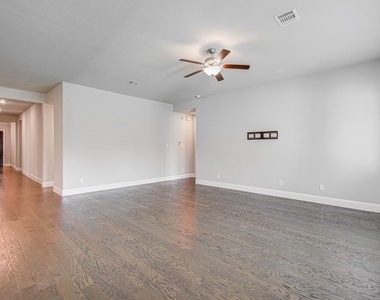 10223 Wylde Point Lane - Photo Thumbnail 9