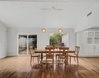 2723 Nottingham Street - Photo Thumbnail 9