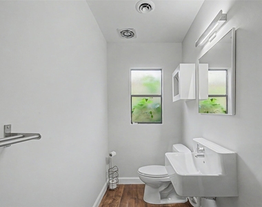 2723 Nottingham Street - Photo Thumbnail 39
