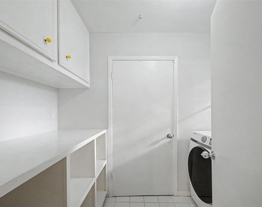 2723 Nottingham Street - Photo Thumbnail 42