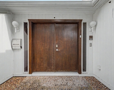 2723 Nottingham Street - Photo Thumbnail 1