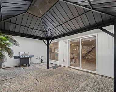 2723 Nottingham Street - Photo Thumbnail 45