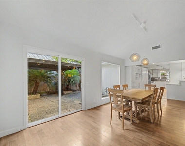 2723 Nottingham Street - Photo Thumbnail 10